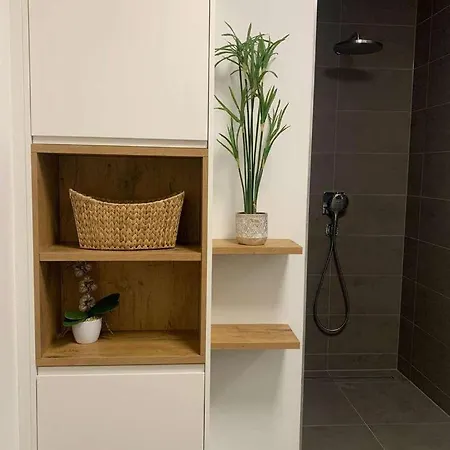 Apartment Voll Moeblierte Inkl Auf Zeit