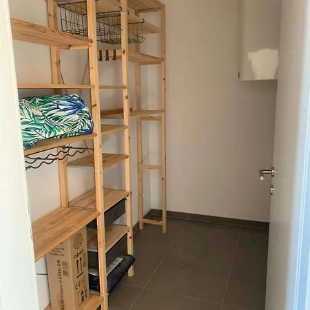 Apartment Voll Moeblierte Inkl Auf Zeit *